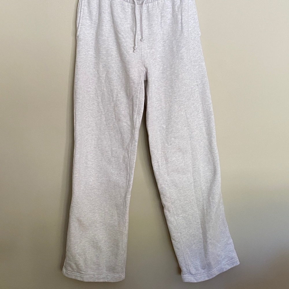 Aritzia Gray Wide Leg SweatPants sz Xs